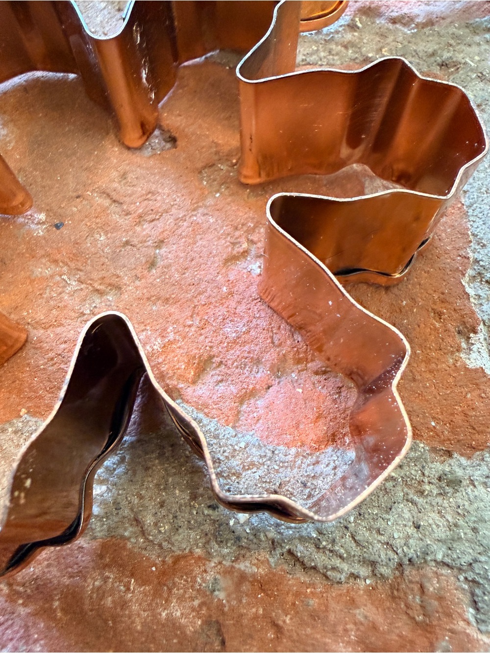 6 Piece vintage Festive Winter Holiday Copper Cookie Cutters by World Market. - Picture 11 of 16
